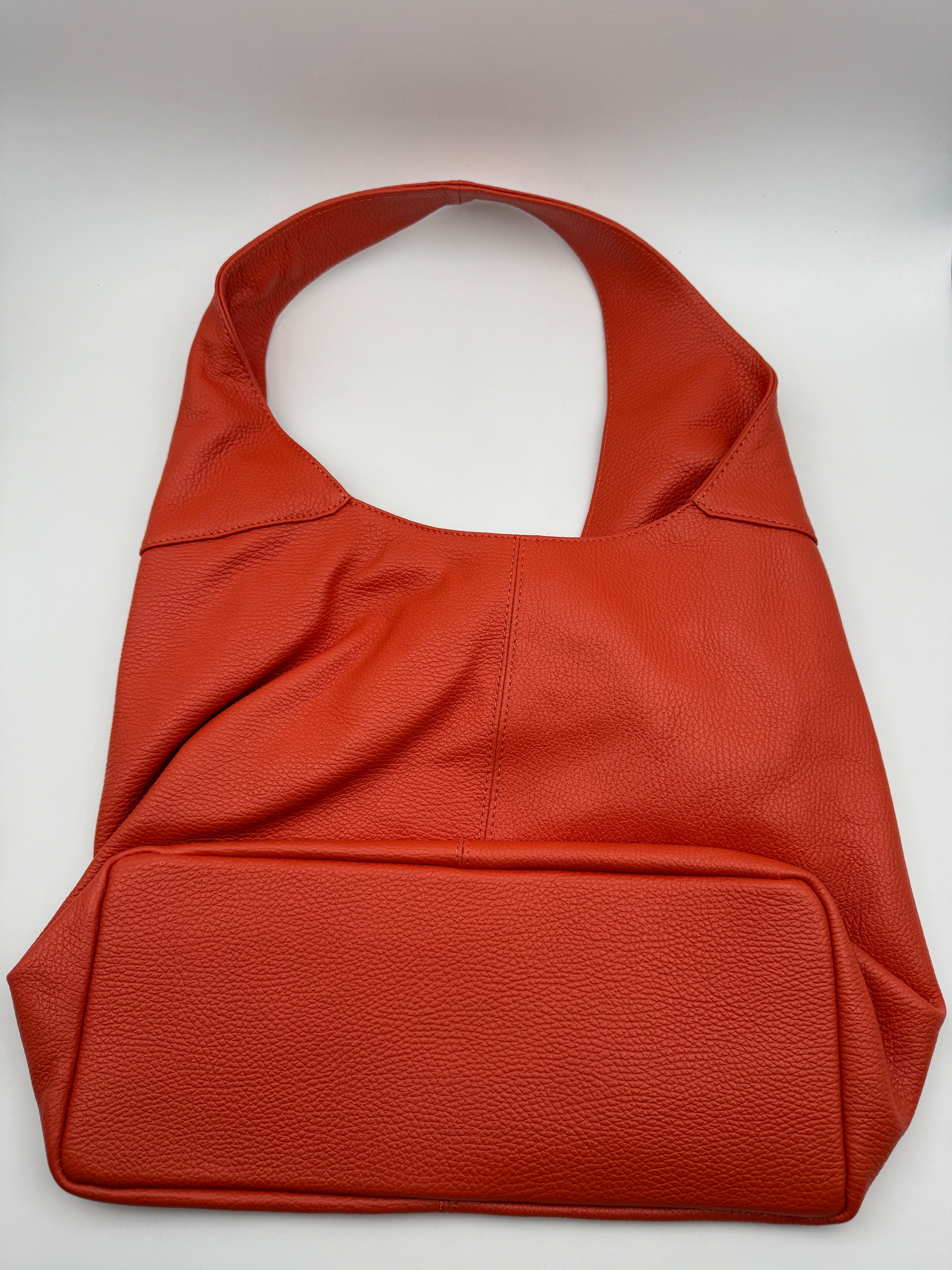 Borsa Tote LOTO - in Vera Pelle Martellata Made in Italy