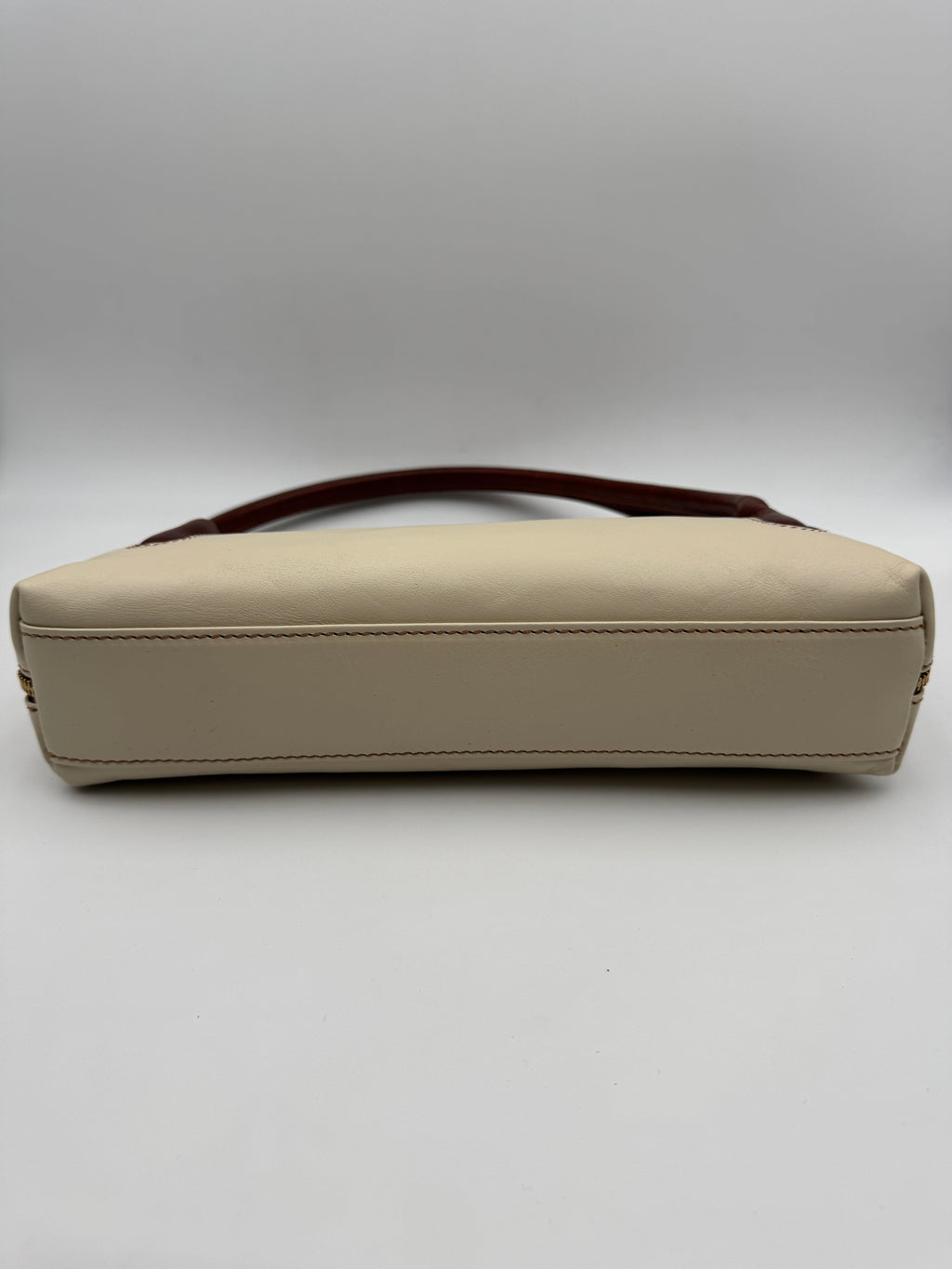 Borsa a Spalla CINERARIA - in Vera Pelle Tamponata Made in Italy