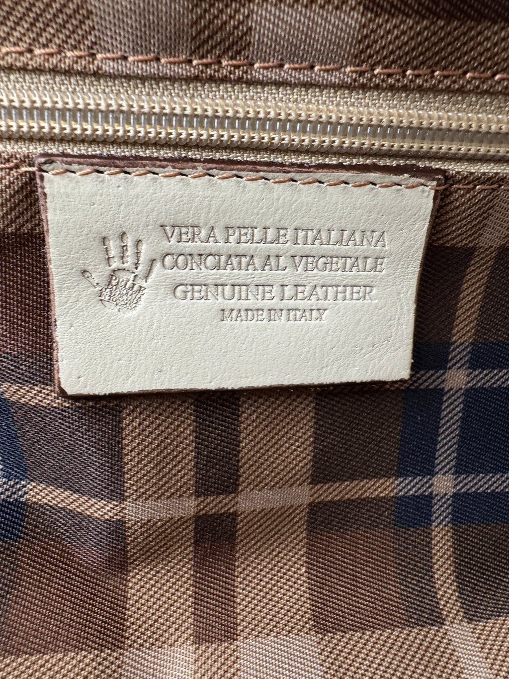 Borsa a Spalla CINERARIA - in Vera Pelle Tamponata Made in Italy