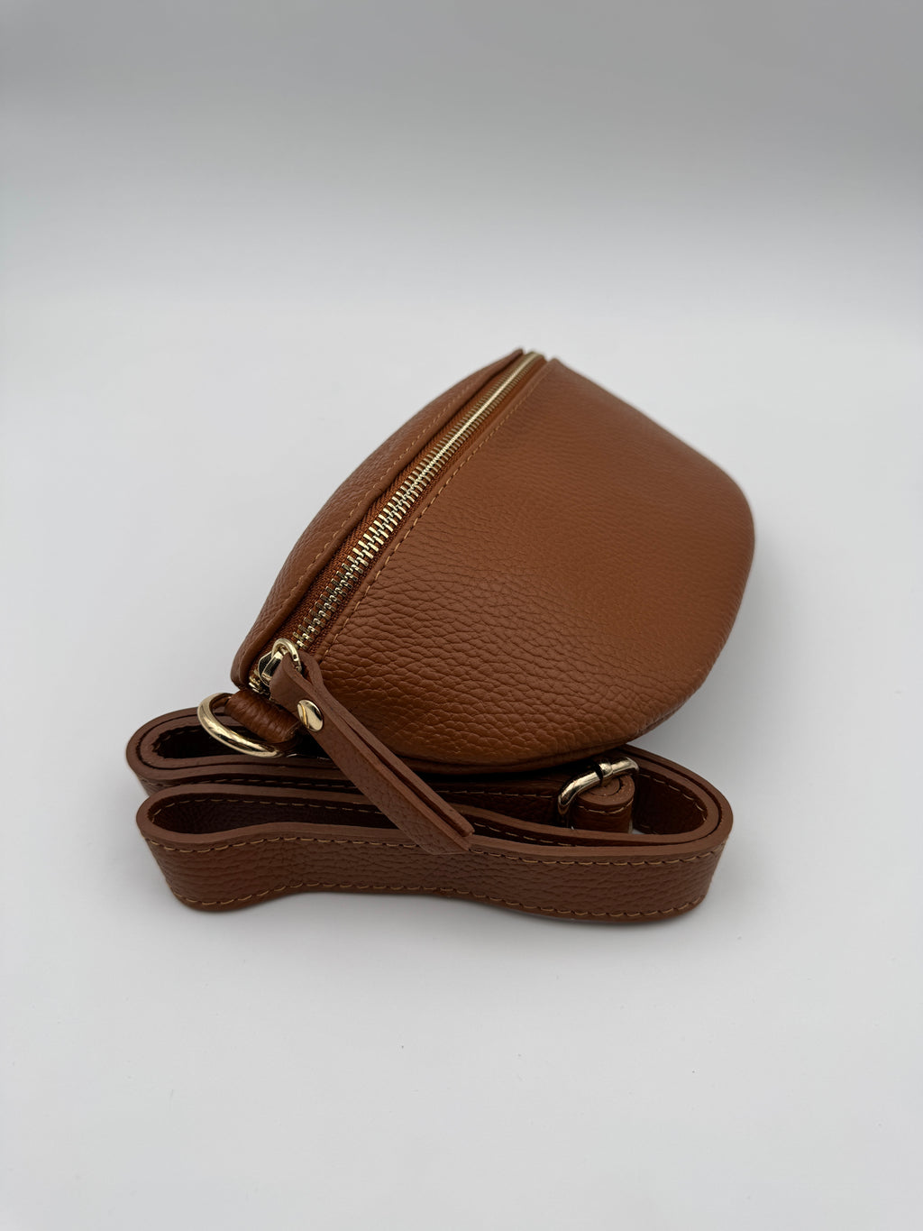 Marsupio TULIPANO M - in Vera Pelle Martellata Made in Italy