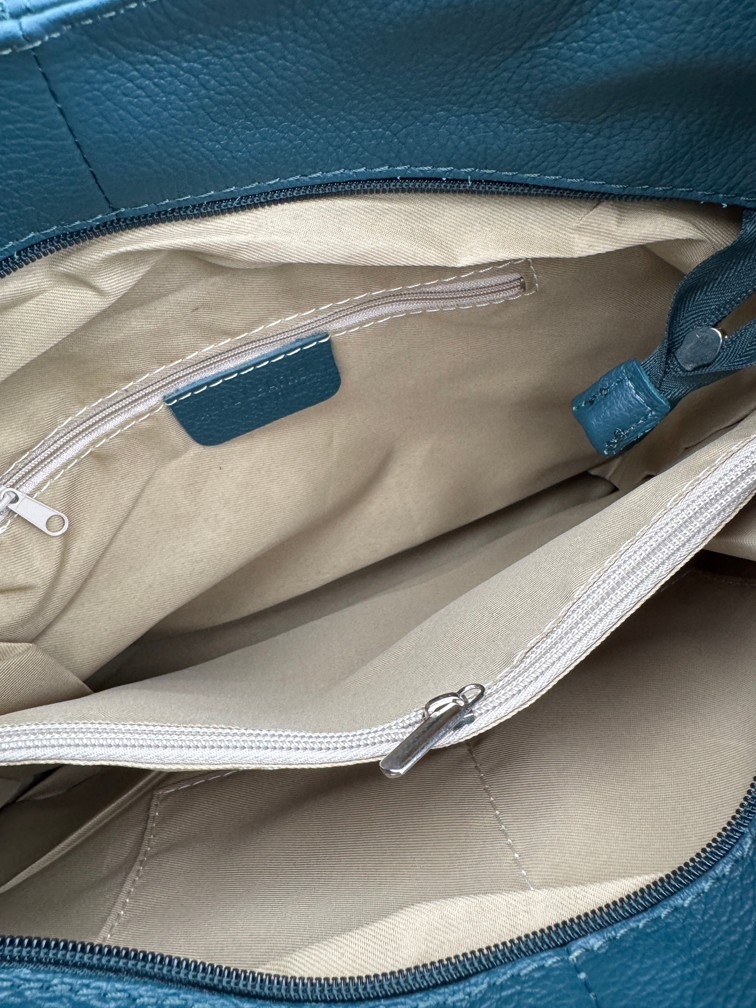 Borsa Tote LOTO - in Vera Pelle Martellata Made in Italy