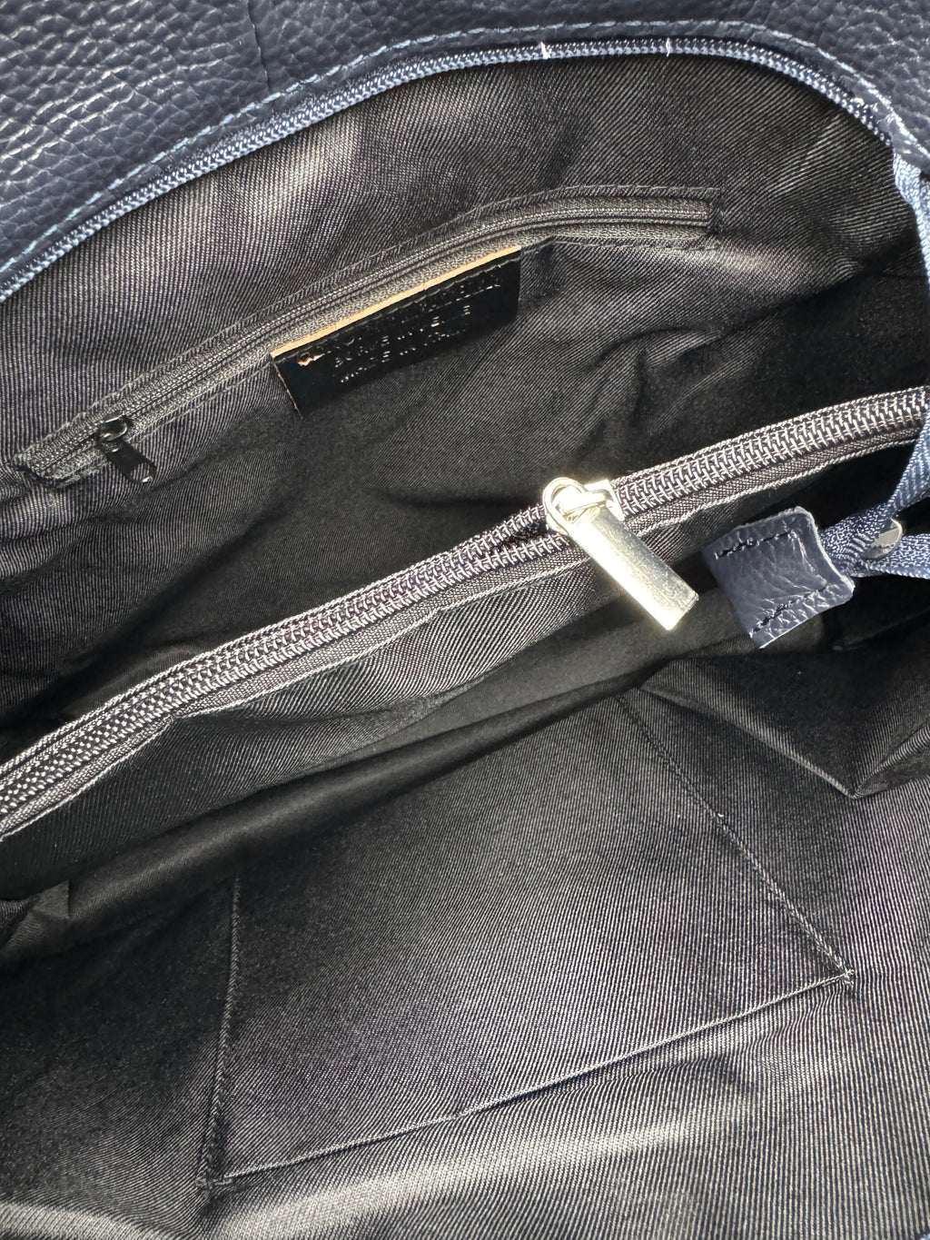 Borsa Tote LOTO - in Vera Pelle Martellata Made in Italy