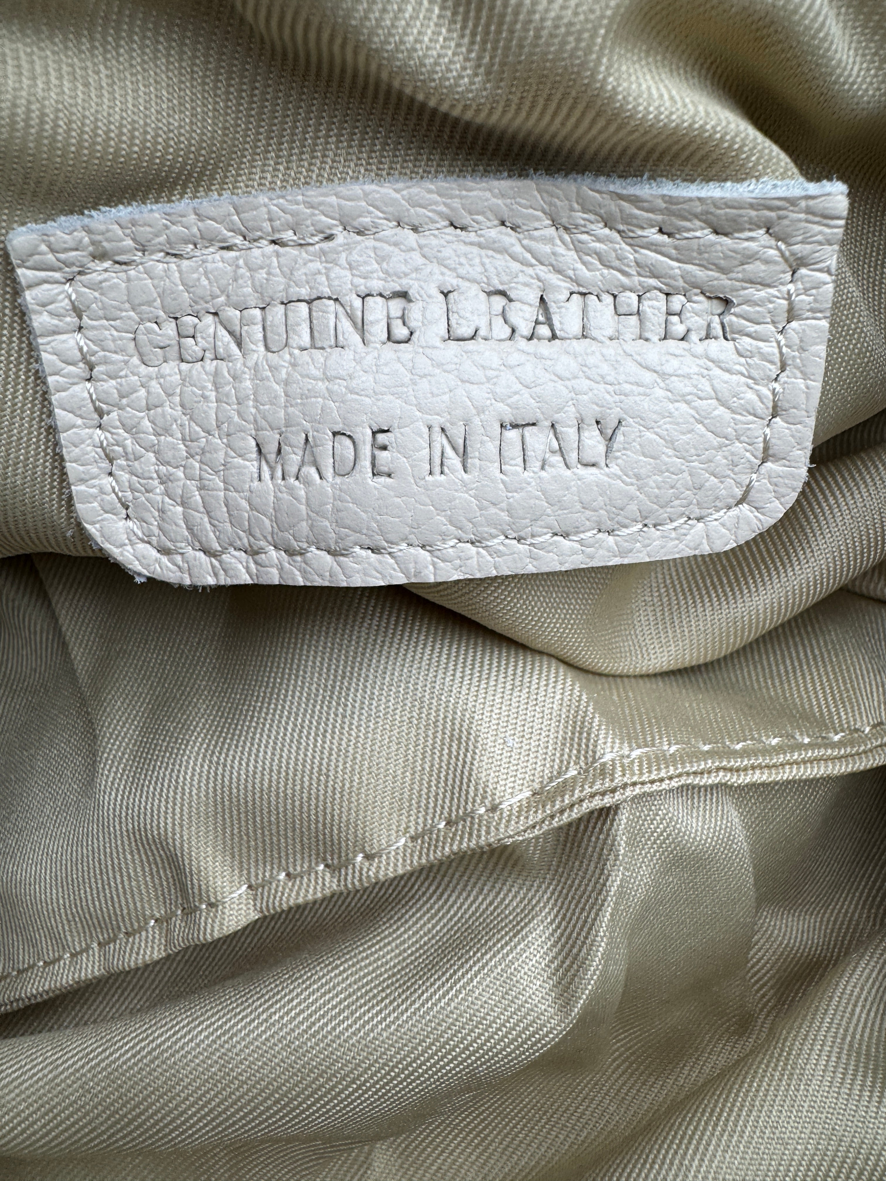 Borsa Pouch GERBERA - in Vera Pelle Martellata Made in Italy