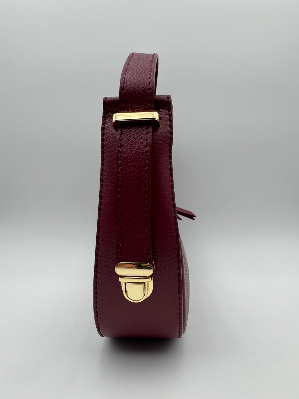 Borsa Mezzaluna GLICINE - in Vera Pelle Martellata Made in Italy