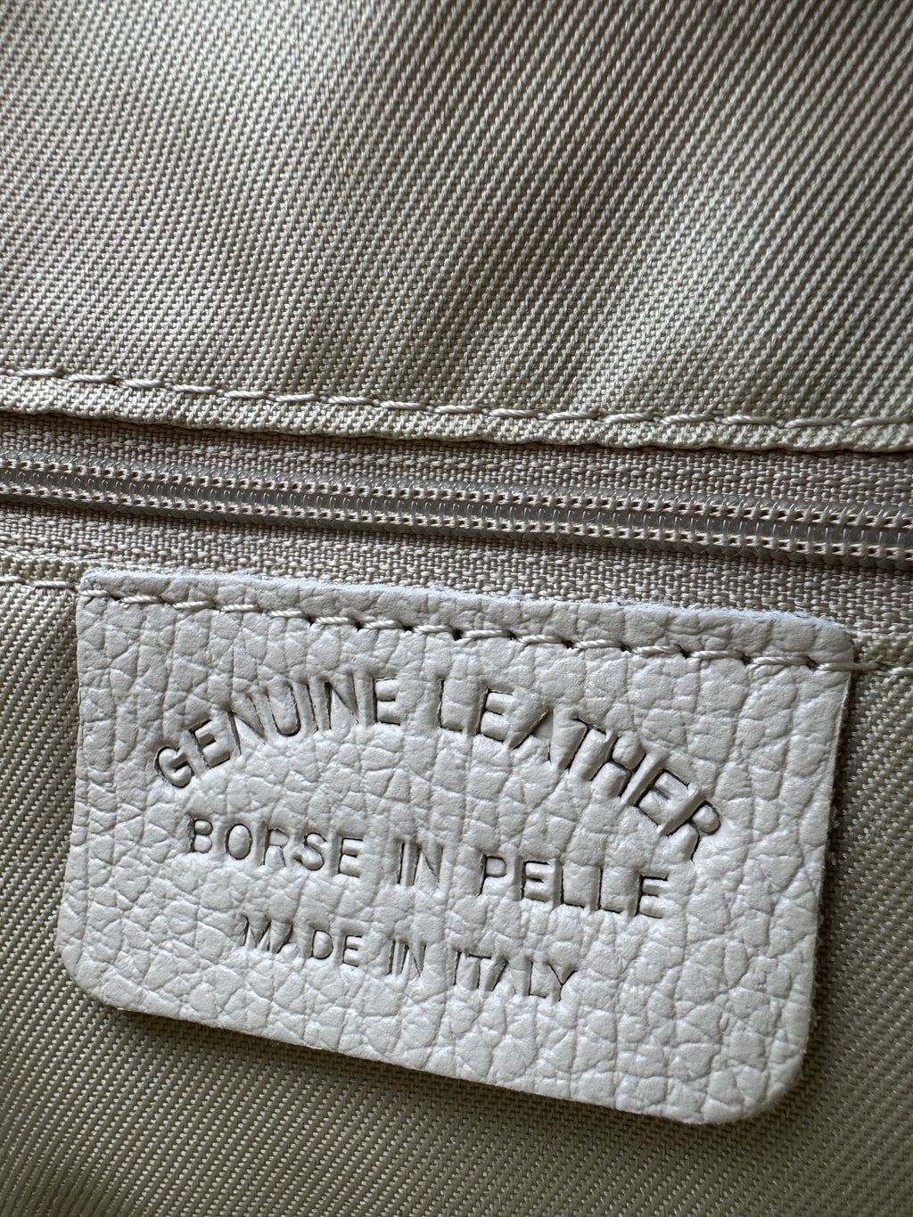 Borsa a Tracolla ANEMONE - in Vera Pelle Martellata Made in Italy
