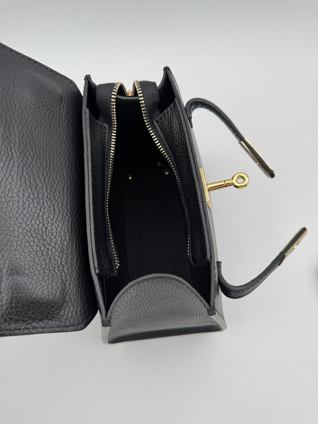 Borsa GIGLIO - in Vera Pelle Martellata Made in Italy
