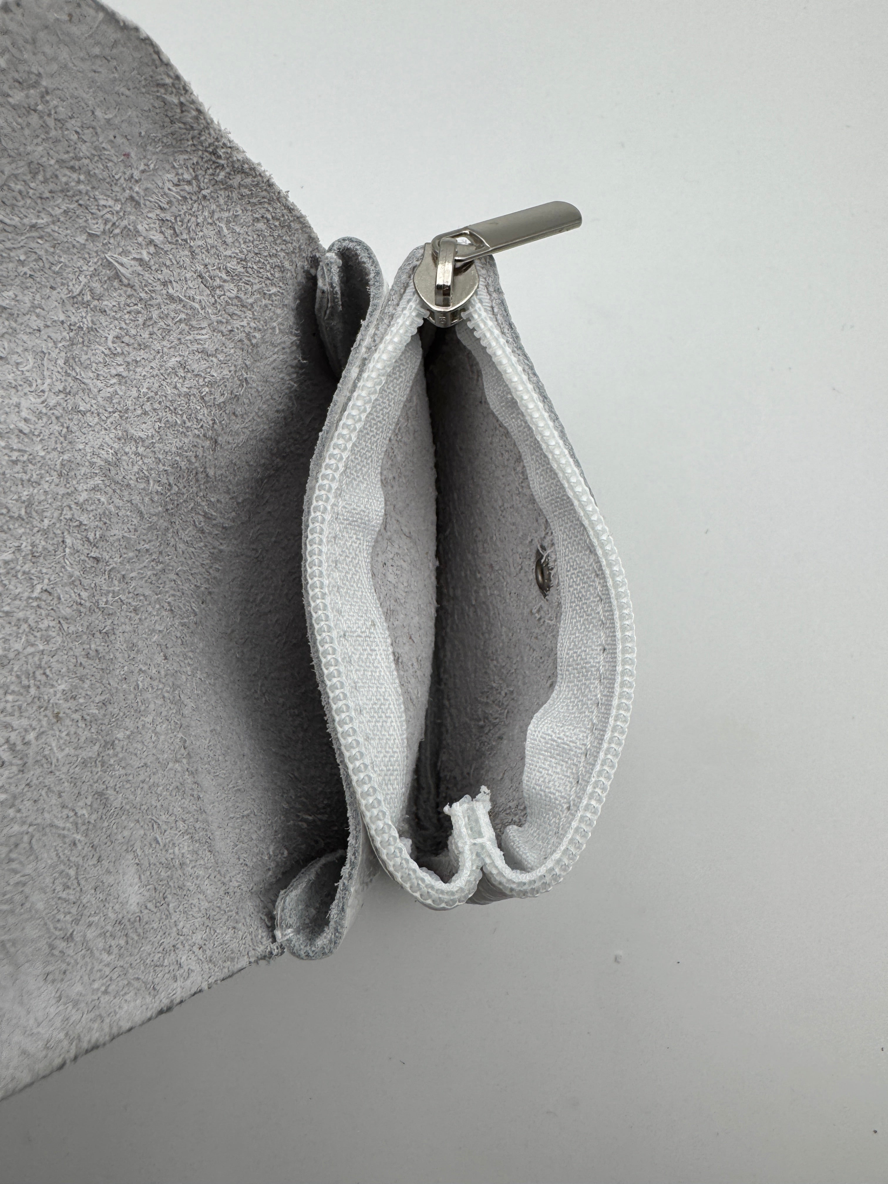 Portamonete DATURA M - in Vera Pelle Martellata Made in Italy