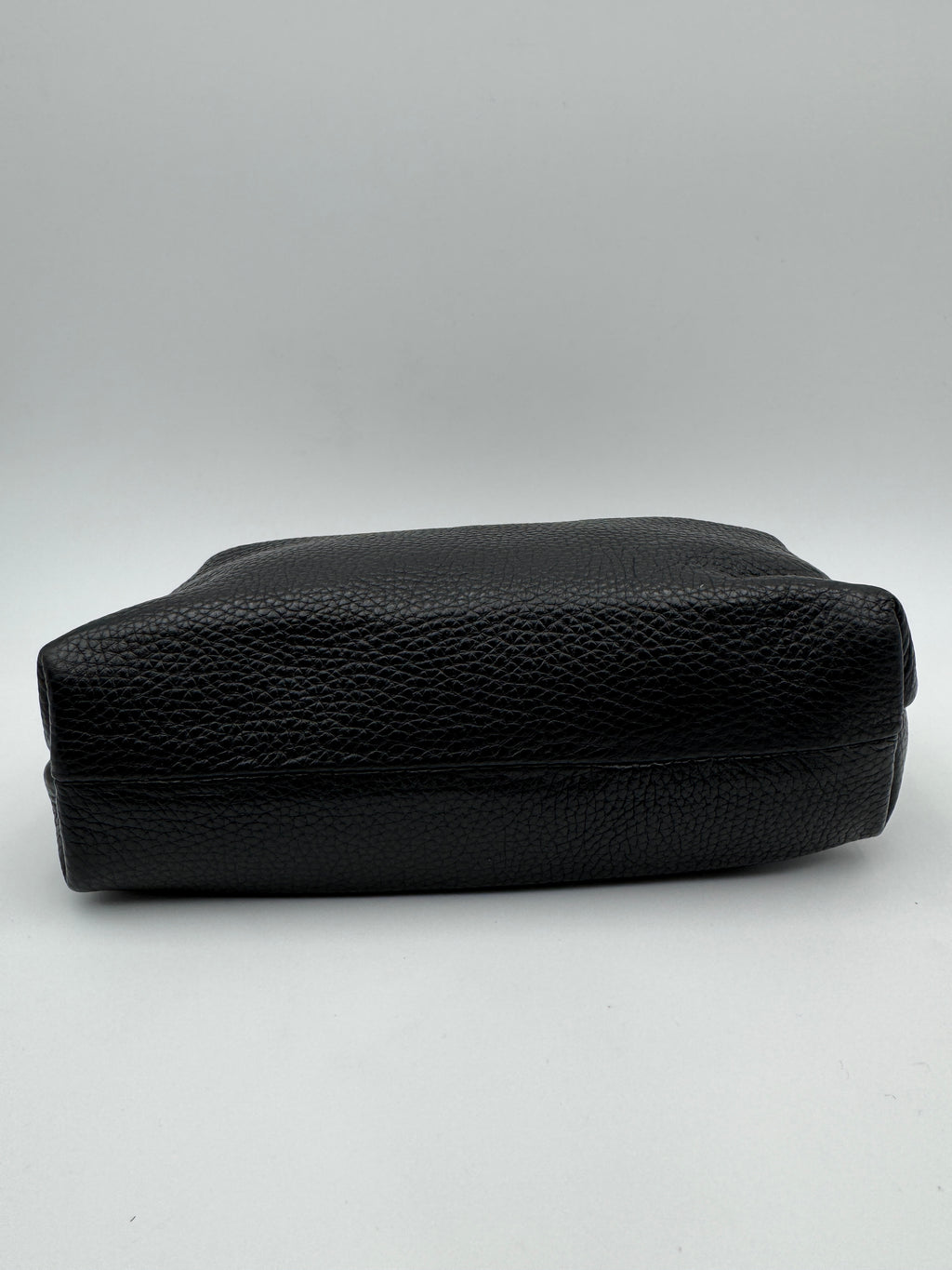 Borsa Pouch PEONIA - in Vera Pelle Martellata Made in Italy