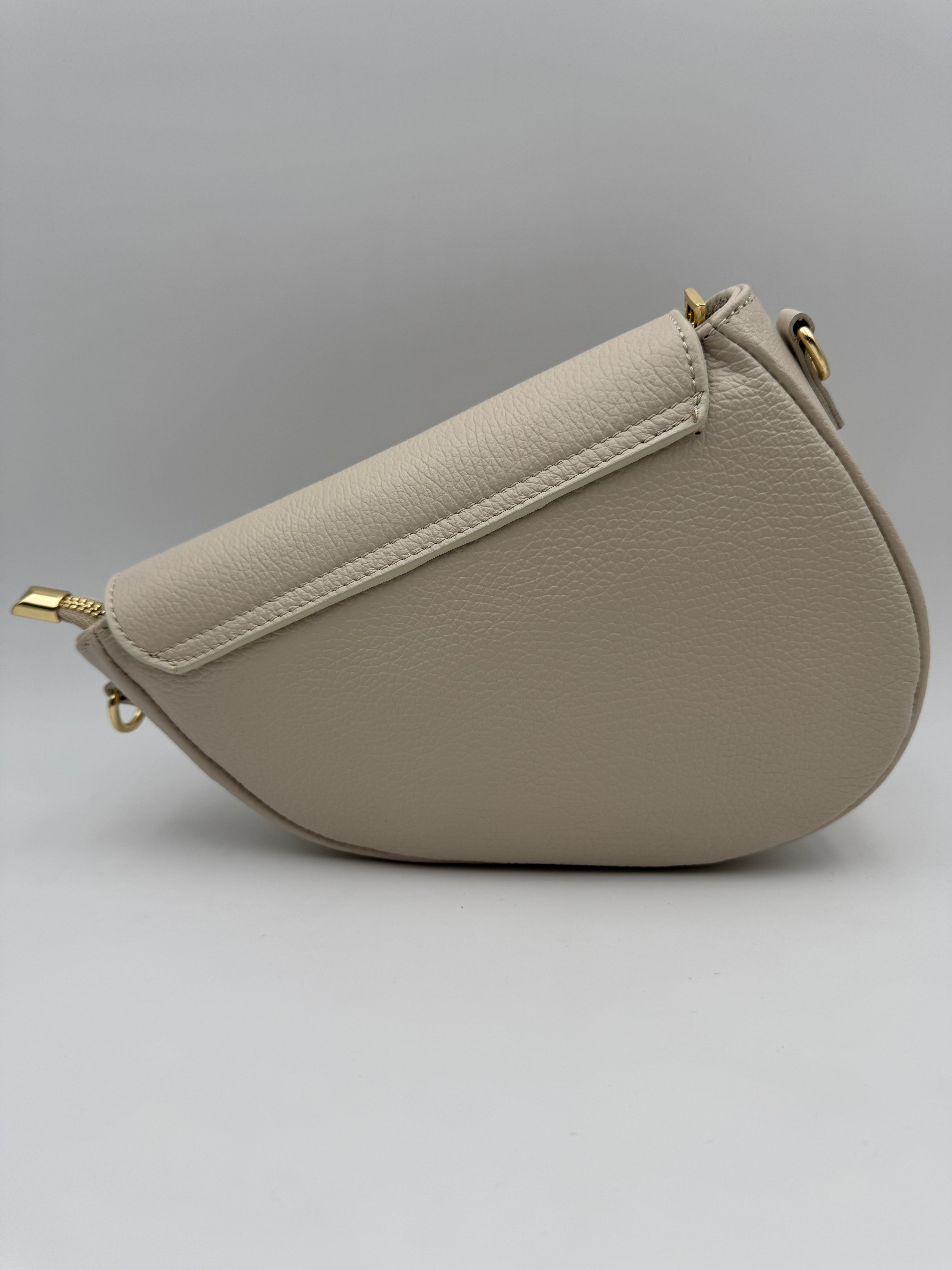Borsa a Tracolla CAMELIA - In Vera Pelle Martellata Made in Italy