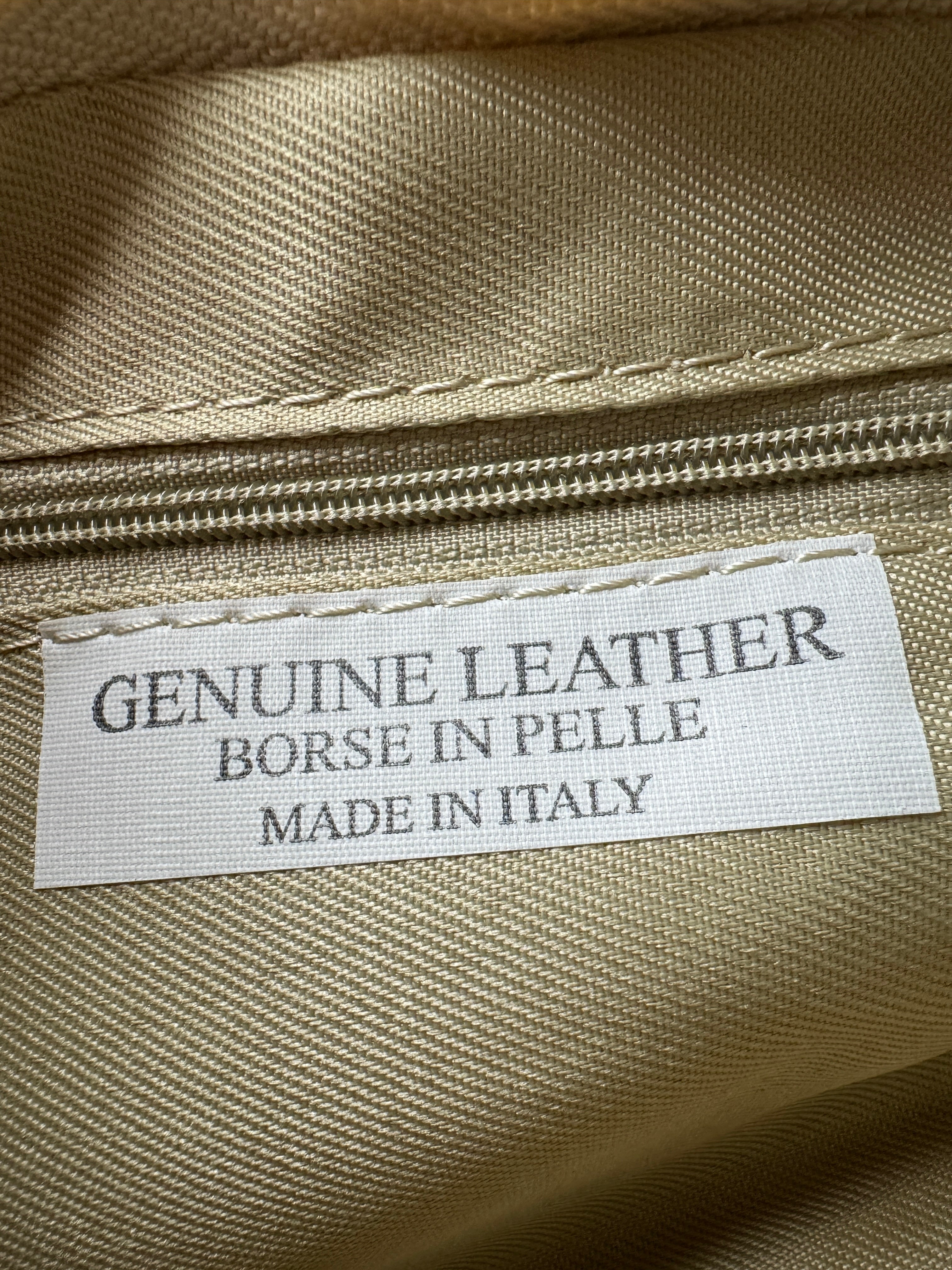 Borsa a Tracolla CAMELIA - In Vera Pelle Martellata Made in Italy