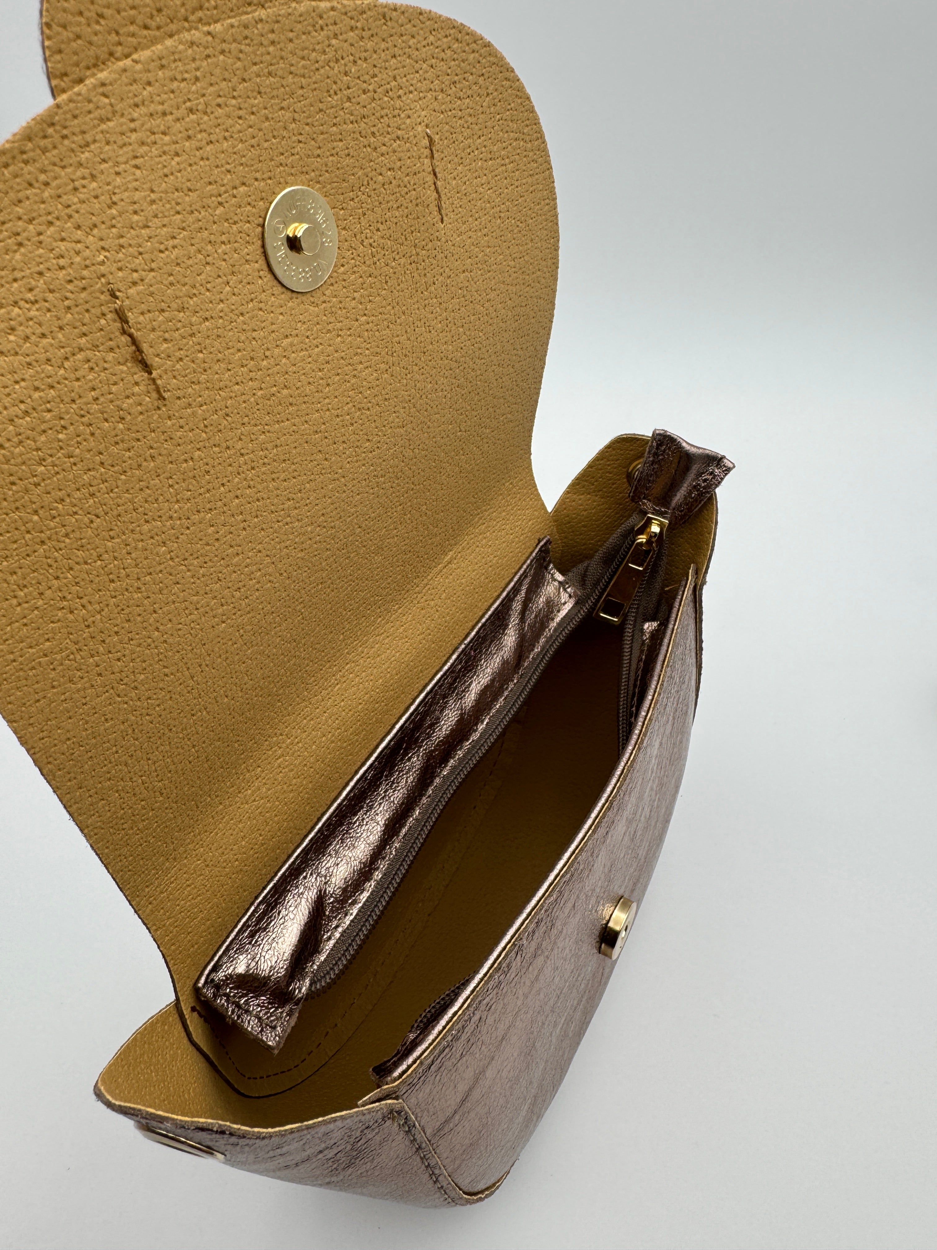 Borsa a Tracolla MARGHERITA - in Vera Pelle Martellata Made in Italy