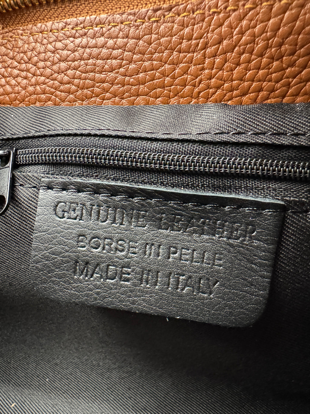 Borsa a Spalla MAGNOLIA - in Vera Pelle Martellata Made in Italy