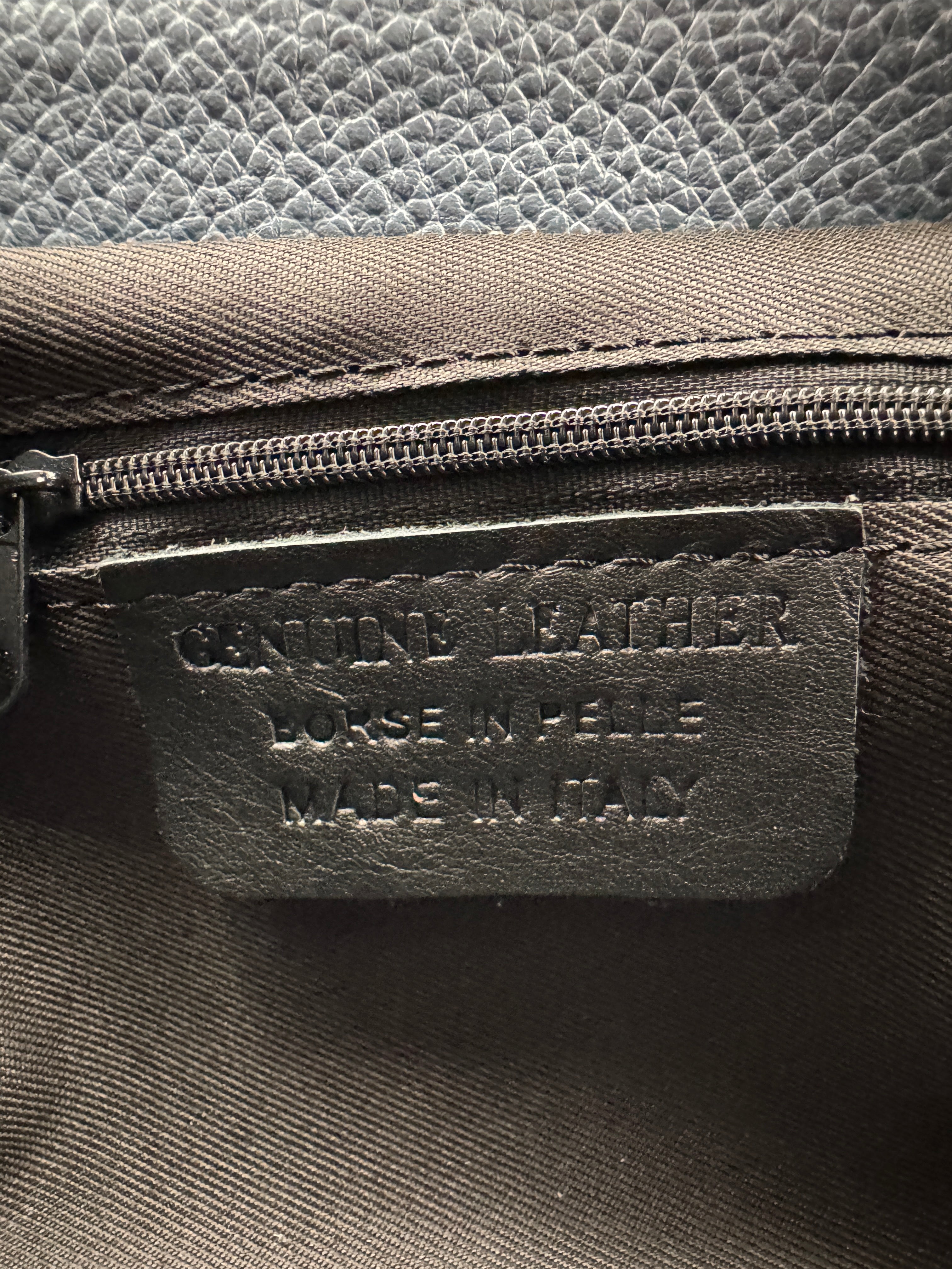 Borsa a Spalla MAGNOLIA - in Vera Pelle Martellata Made in Italy