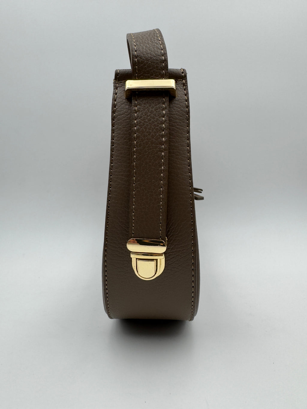 Borsa Mezzaluna GLICINE - in Vera Pelle Martellata Made in Italy