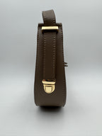 Borsa Mezzaluna GLICINE - in Vera Pelle Martellata Made in Italy