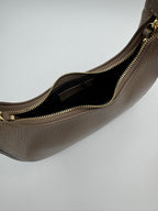 Borsa Mezzaluna GLICINE - in Vera Pelle Martellata Made in Italy