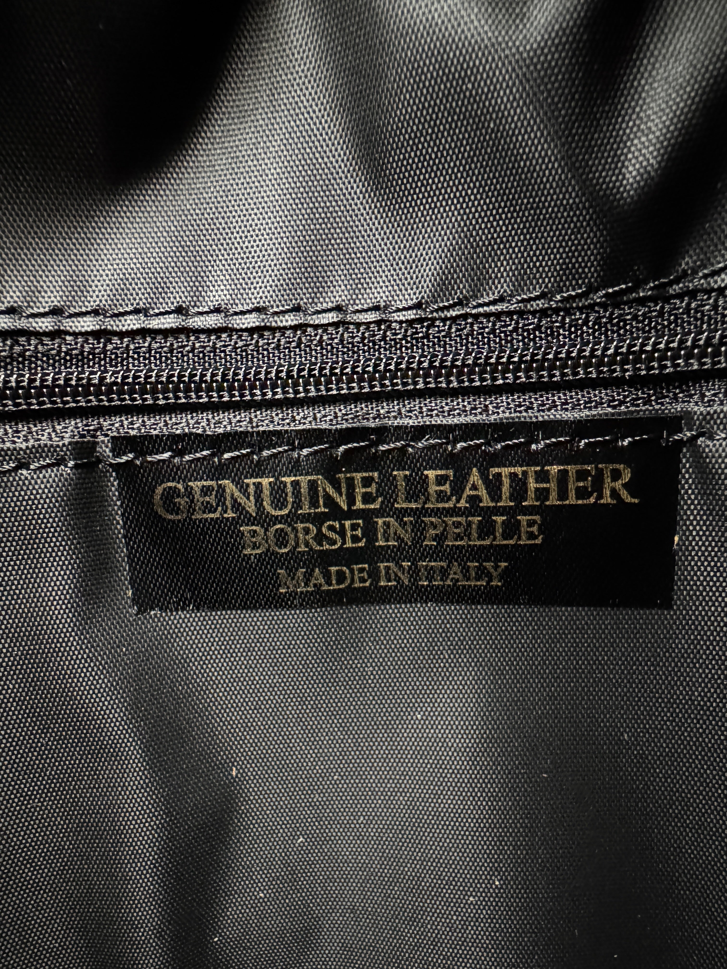 Borsa Zaino PAPAVERO - in Vera Pelle Martellata Made in Italy
