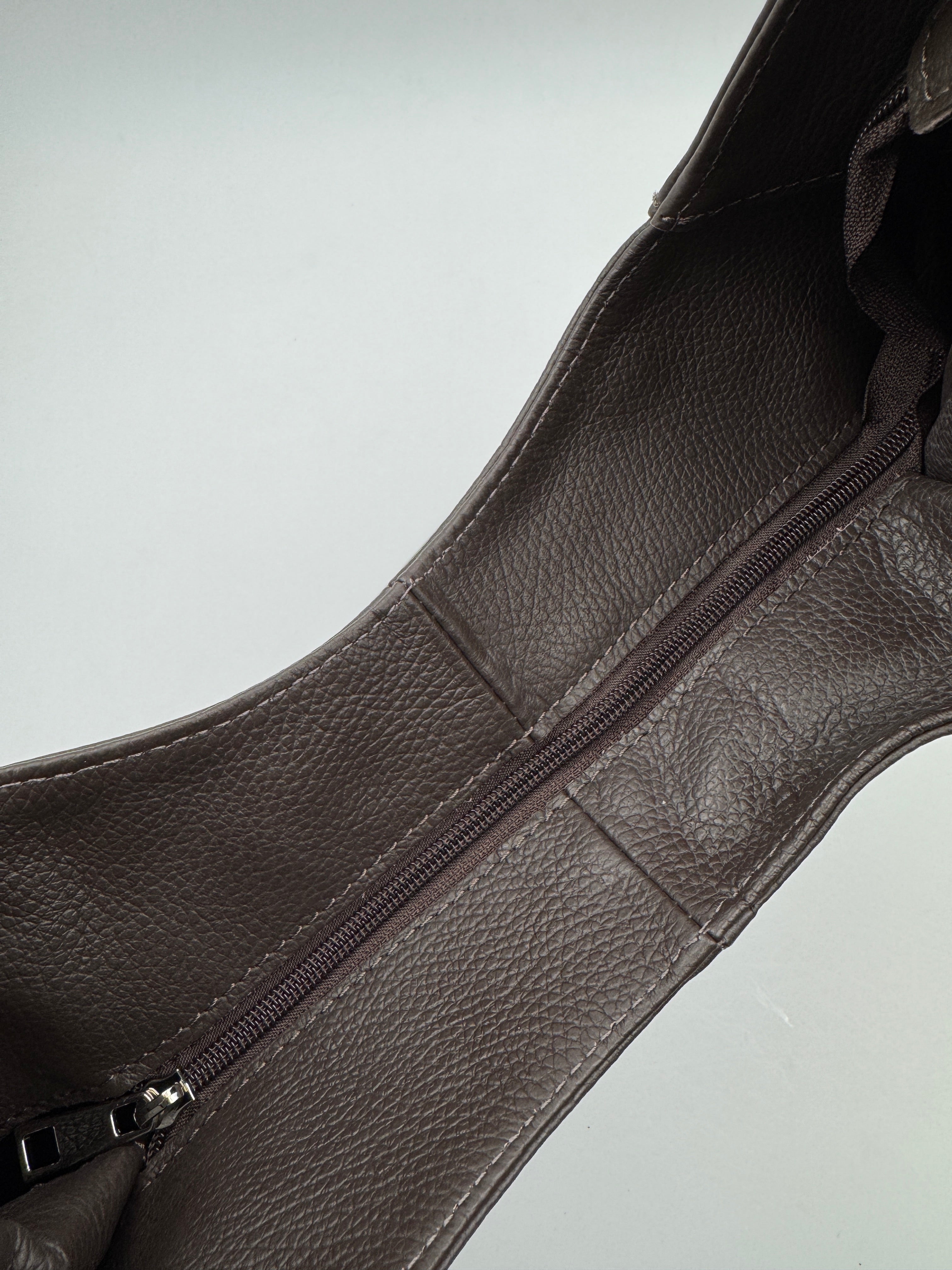 Borsa Tote LOTO - in Vera Pelle Martellata Made in Italy