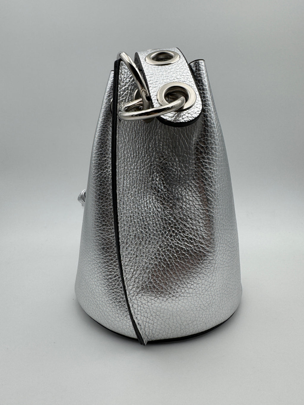 Borsa a Secchiello PRIMULA - in Vera Pelle Martellata Made in Italy