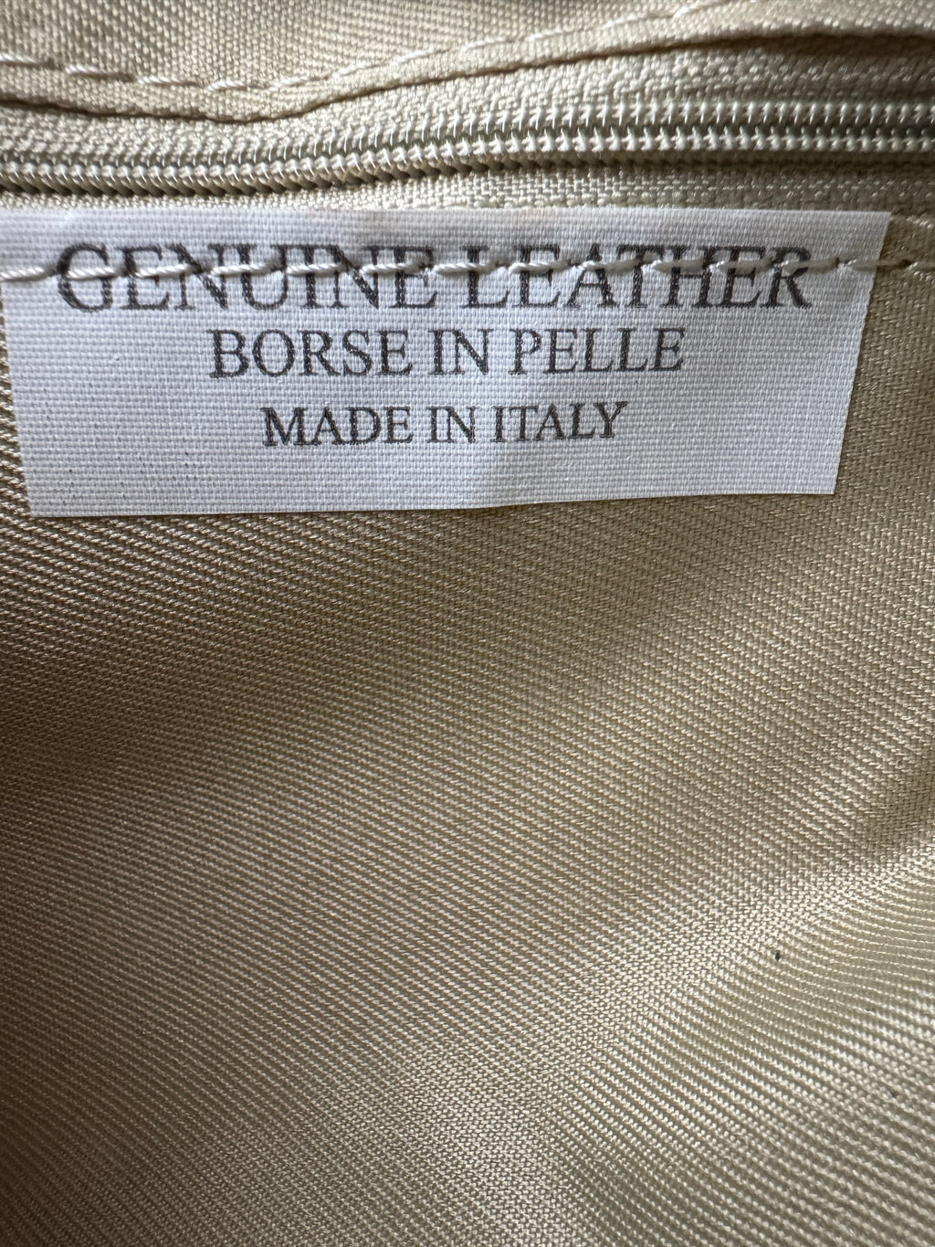 Borsa a Tracolla CAMELIA - In Vera Pelle Martellata Made in Italy